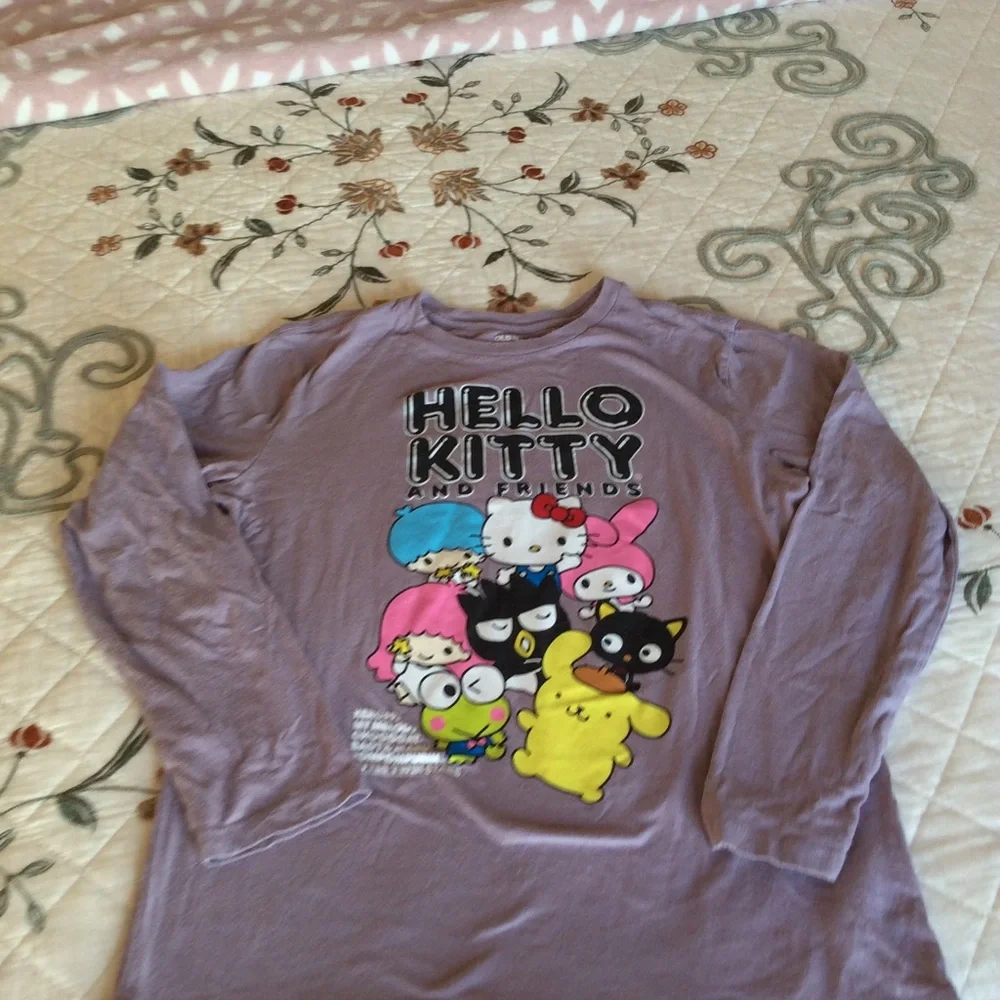 Old navy hello kitty and friends tee